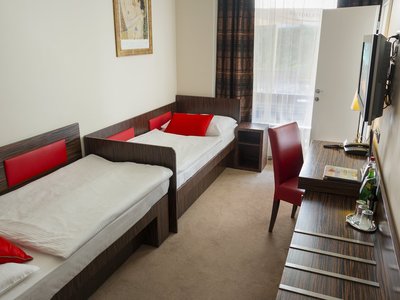 EA Hotel Crystal Palace**** - Doppelzimmer, Twin